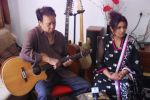 Bhupinder Singh and Mitali Singh at rehersal for the upcming music album Aksar on 22nd April 2012 (3).JPG